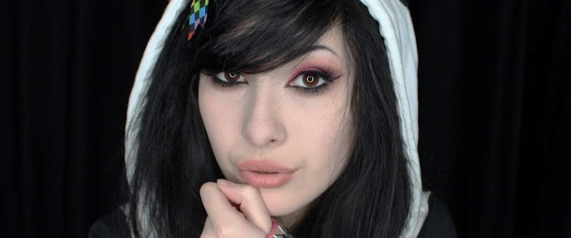 dramatic makeup